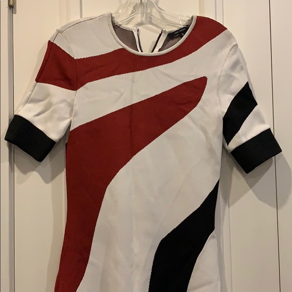 Dress - Picture 2 of 3